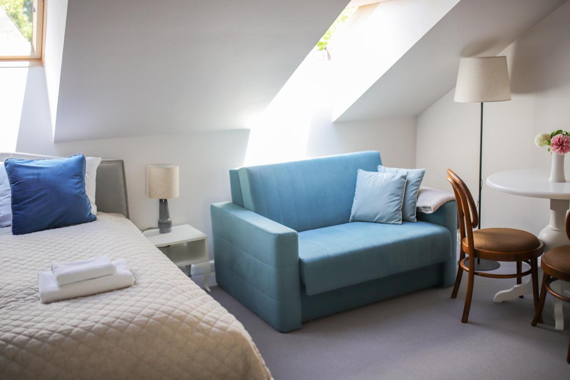 Willa Puck Bed & Breakfast Puck