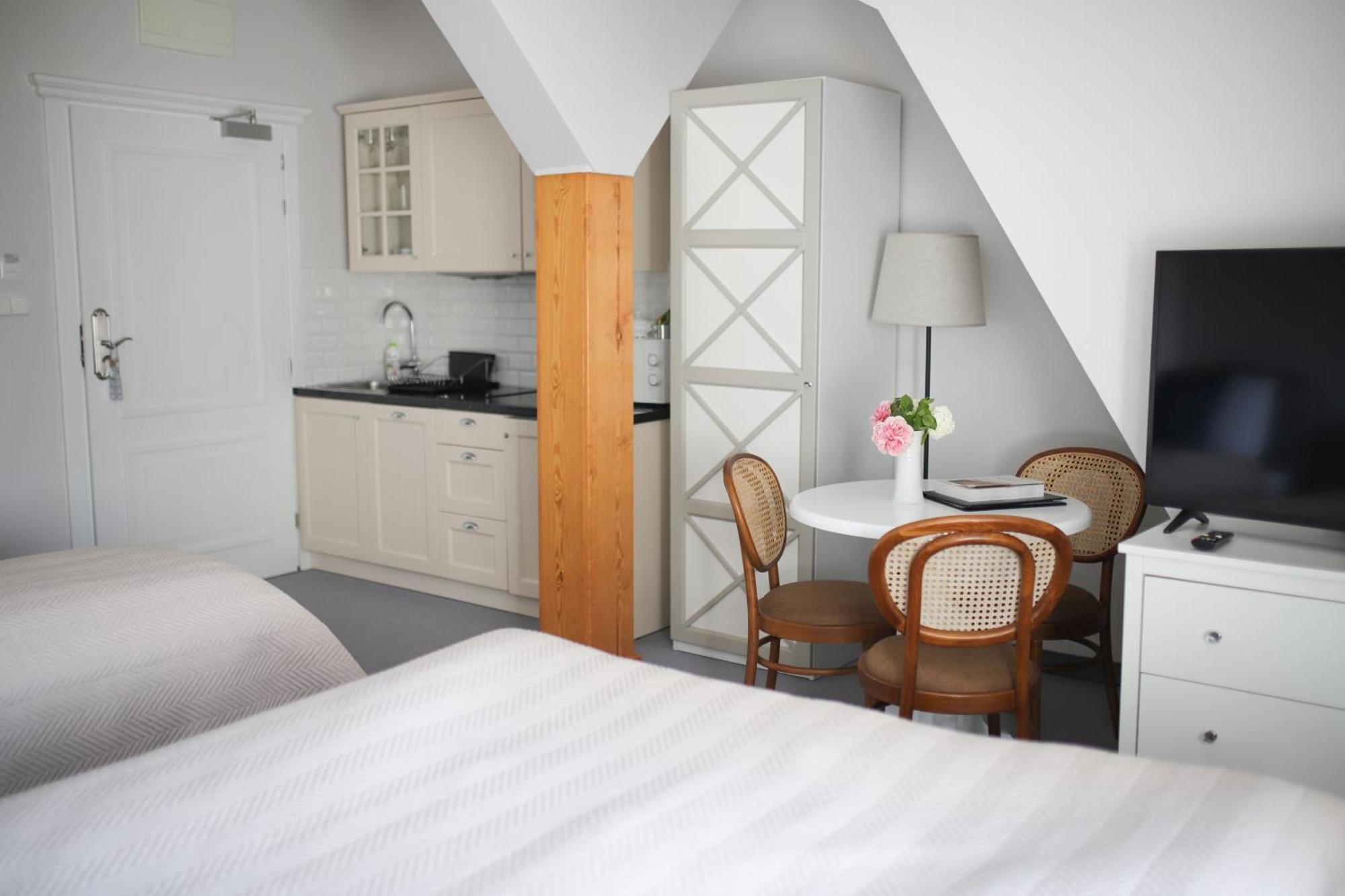 Willa Puck Bed & Breakfast Puck